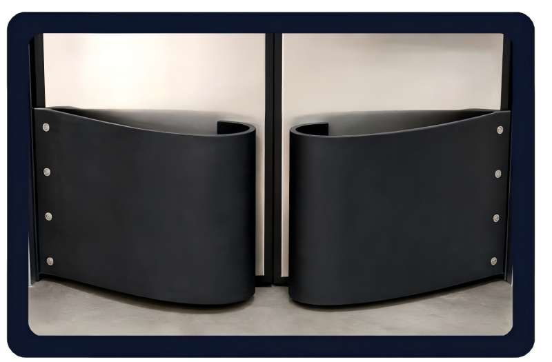 Master Well Traffic Door&nbsp;ARC-Shaped Rubber Plate